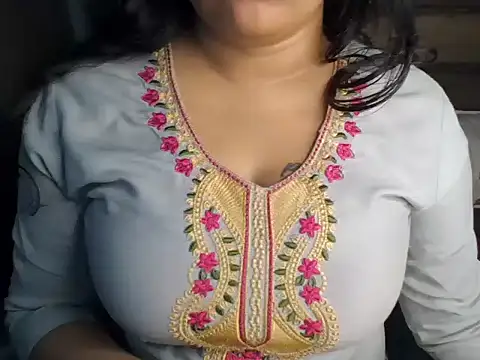 Trezza online show from 10.17.25