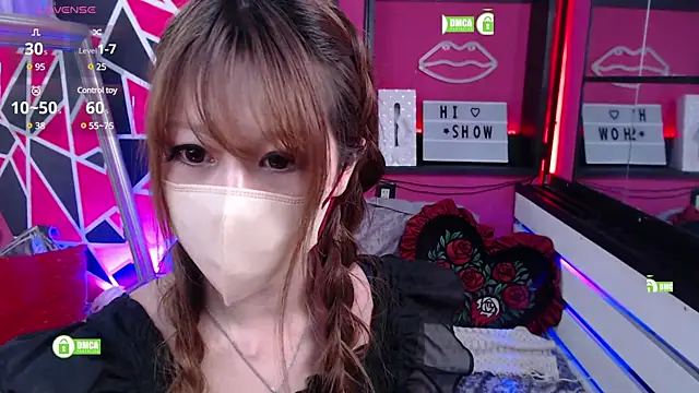 Lion        online show from 03.14.25