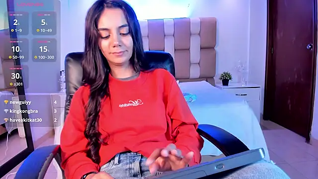 martina mancini online show from 03.17.25