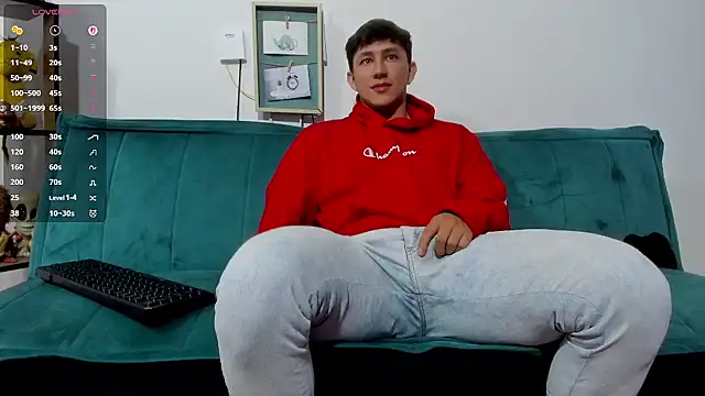 Snapshot of jacques_cardiet chatting on 09.23.25 jacques cardiet online show from 09.23.25