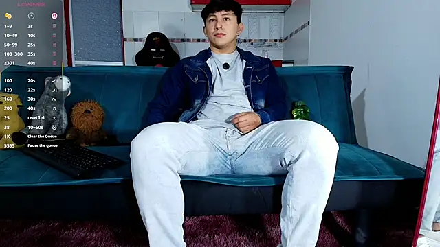 Snapshot of jacques_cardiet chatting on 02.06.26 jacques cardiet online show from 02.06.26