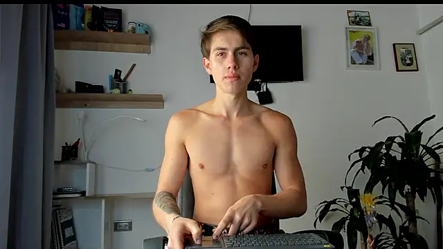 Snapshot of manucute_23_ chatting on 02.16.26 manucute 23 online show from 02.16.26