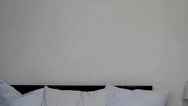 GiseleReine online show from 12.16.24