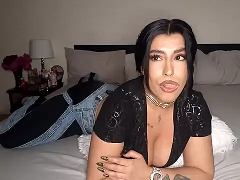 GiseleReine online show from 03.18.25