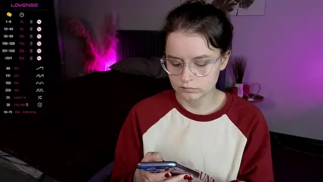 Snapshot of reb_luvng chatting on 12.05.24 reb luvng online show from 12.05.24