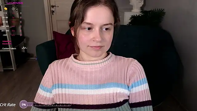 Snapshot of reb_luvng chatting on 12.08.24 reb luvng online show from 12.08.24