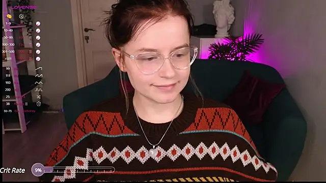 Snapshot of reb_luvng chatting on 12.10.24 reb luvng online show from 12.10.24