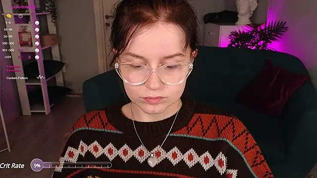 Snapshot of reb_luvng chatting on 12.10.24 reb luvng online show from 12.10.24