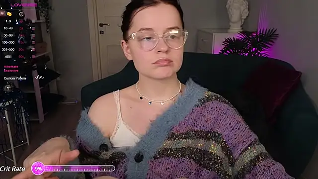 Snapshot of reb_luvng chatting on 12.20.24 reb luvng online show from 12.20.24