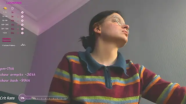 Snapshot of reb_luvng chatting on 12.28.24 reb luvng online show from 12.28.24