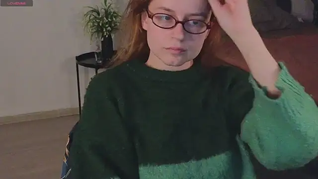 Snapshot of reb_luvng chatting on 10.12.25 reb luvng online show from 10.12.25