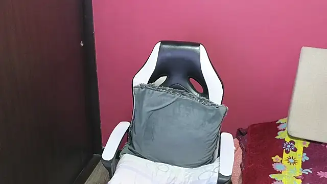 Kaily jonness online show from 09.25.25