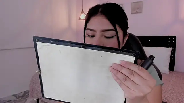 Oriana Guzman online show from 10.03.25