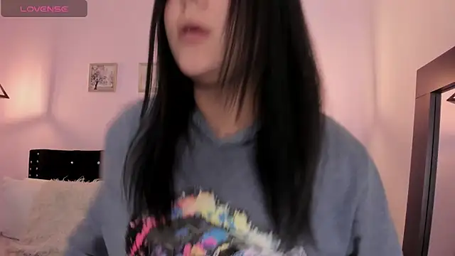 Oriana Guzman online show from 10.10.25