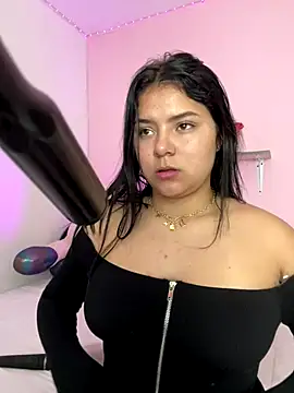 Oriana Guzman online show from 11.16.25