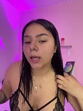 Oriana Guzman online show from 11.23.25