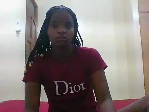 Snapshot of hotgal1112 chatting on 10.04.25 hotgal1112 online show from 10.04.25