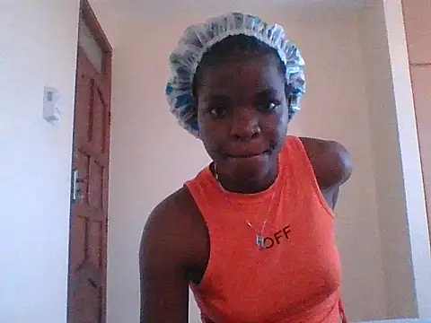 Snapshot of hotgal1112 chatting on 10.16.25 hotgal1112 online show from 10.16.25