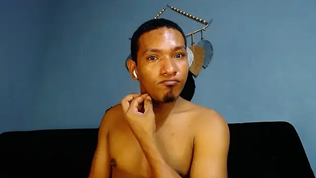 Grandeygruesa1 online show from 12.31.24