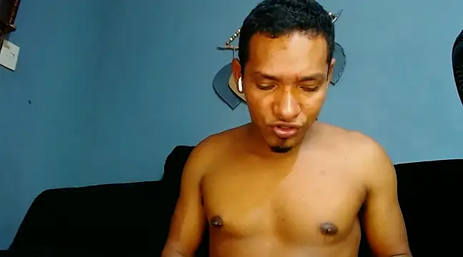 Grandeygruesa1 online show from 01.05.25