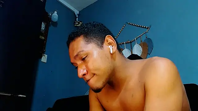 Grandeygruesa1 online show from 02.10.25