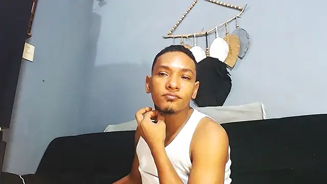 Grandeygruesa1 online show from 04.18.26