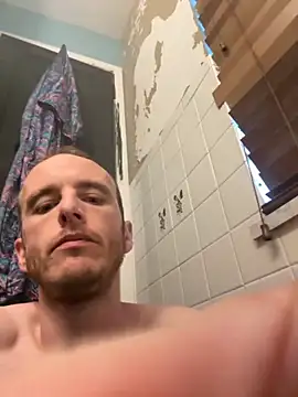 Snapshot of tleaper21101 chatting on 10.21.25 tleaper21101 online show from 10.21.25