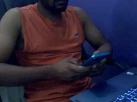Snapshot of akinston chatting on 07.25.26 akinston online show from 07.25.26