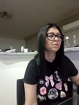 Milf Abigail online show from 10.30.25