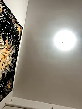 Snapshot of Alicia_ALICIA chatting on 10.04.25 Alicia ALICIA online show from 10.04.25