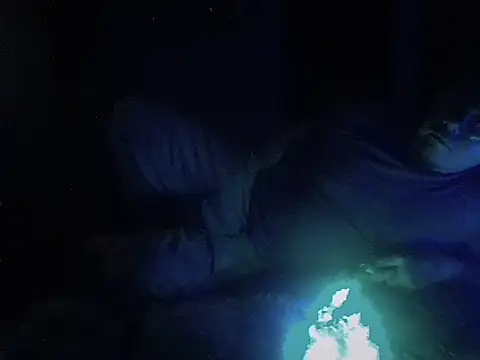 Snapshot of AlanDickson chatting on 03.06.25 AlanDickson online show from 03.06.25