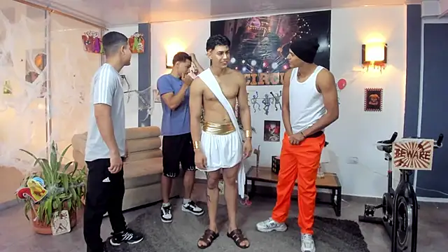 Snapshot of badguyss_bisex chatting on 10.29.25 badguyss bisex online show from 10.29.25