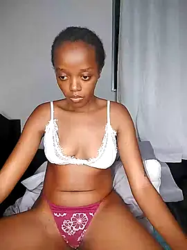 Bella kiki online show from 01.05.25