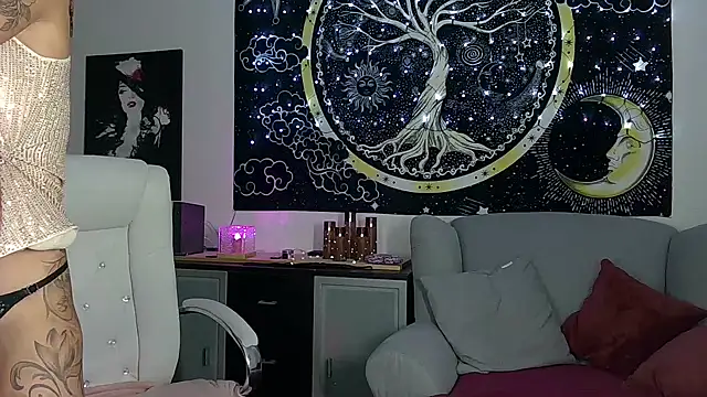 SexxyLiviaa online show from 12.31.24