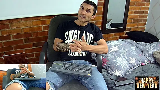 Marck Muscle online show from 12.31.24