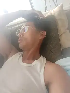 Snapshot of Nemosobig chatting on 01.16.25 Nemosobig online show from 01.16.25