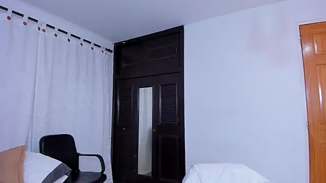 AURORA FRANKLIN online show from 12.05.24