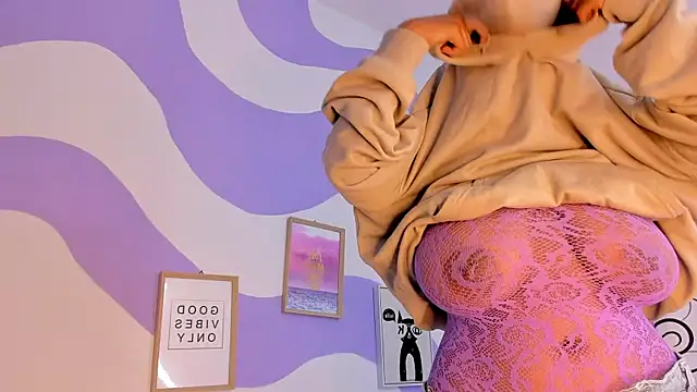 MONAAXXX  online show from 03.12.25