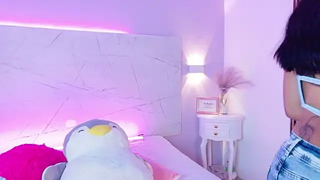 AbrilBrent online show from 11.27.25