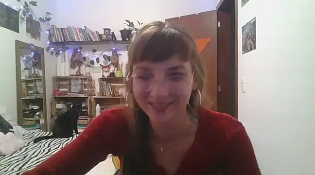 Snapshot of SweetyBabyDemon chatting on 12.08.24 SweetyBabyDemon online show from 12.08.24