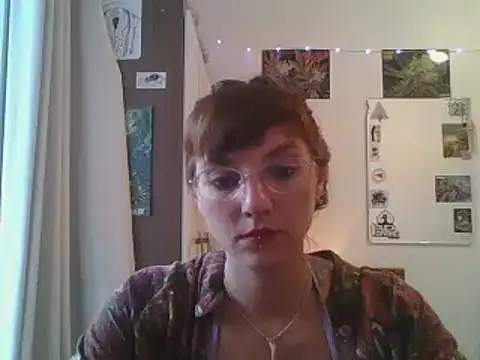 Snapshot of SweetyBabyDemon chatting on 12.18.24 SweetyBabyDemon online show from 12.18.24