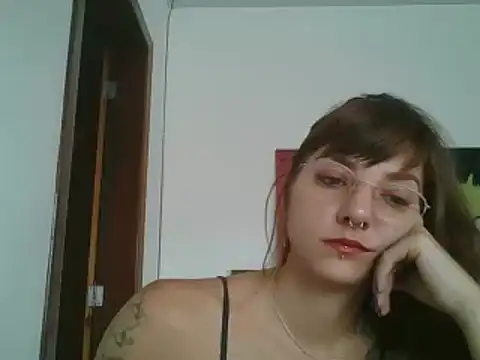Snapshot of SweetyBabyDemon chatting on 01.19.25 SweetyBabyDemon online show from 01.19.25