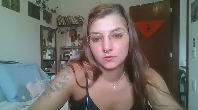 Snapshot of SweetyBabyDemon chatting on 03.11.25 SweetyBabyDemon online show from 03.11.25