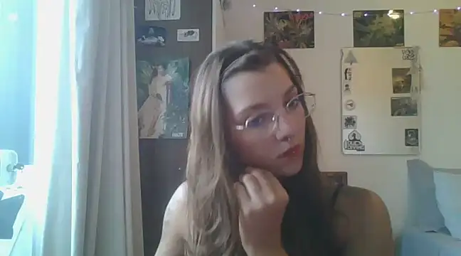 Snapshot of SweetyBabyDemon chatting on 03.20.25 SweetyBabyDemon online show from 03.20.25