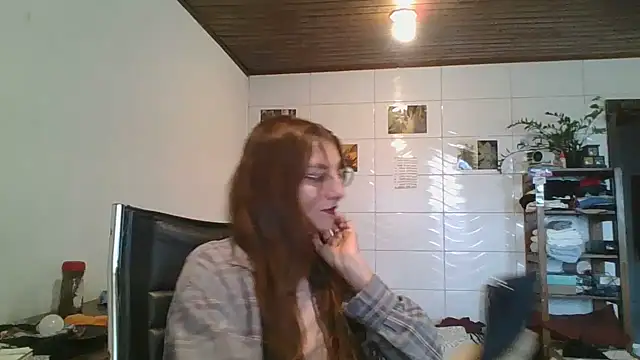 Snapshot of SweetyBabyDemon chatting on 05.02.26 SweetyBabyDemon online show from 05.02.26