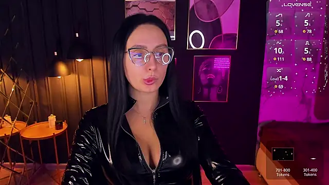 Snapshot of Christy_Calypso chatting on 12.02.24 Christy Calypso online show from 12.02.24