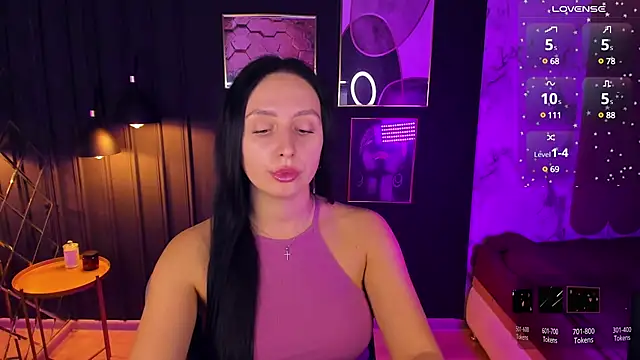 Snapshot of Christy_Calypso chatting on 12.11.24 Christy Calypso online show from 12.11.24