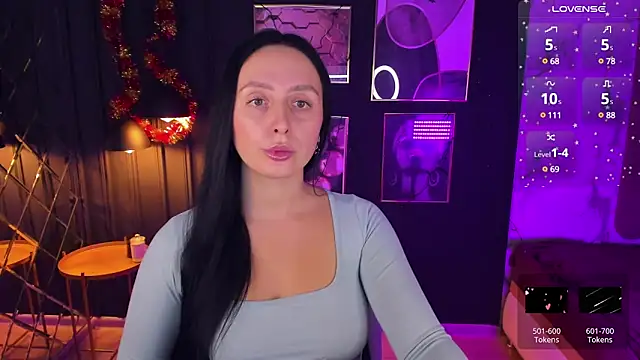 Snapshot of Christy_Calypso chatting on 12.26.24 Christy Calypso online show from 12.26.24