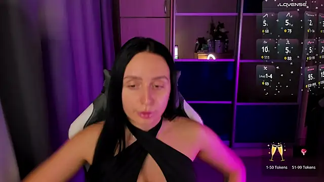 Snapshot of Christy_Calypso chatting on 01.28.25 Christy Calypso online show from 01.28.25