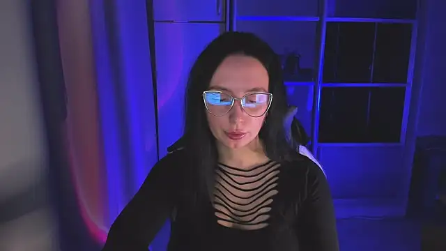 Christy Calypso online show from 10.21.25